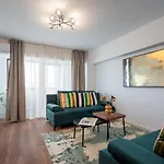 Апартаменти Amazing View - 3br - Piata Unirii