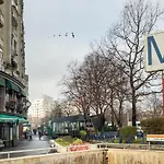Апартаменти Amazing View - 3br - Piata Unirii Бухарест