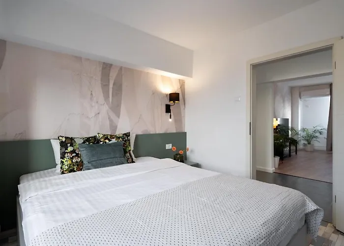 Apartment Amazing View - 3br - Piata Unirii *