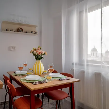 Apartment Amazing View - 3br - Piata Unirii Bukarest